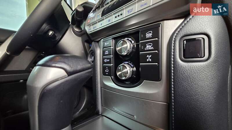 Внедорожник / Кроссовер Toyota Land Cruiser Prado 2020 в Виноградове