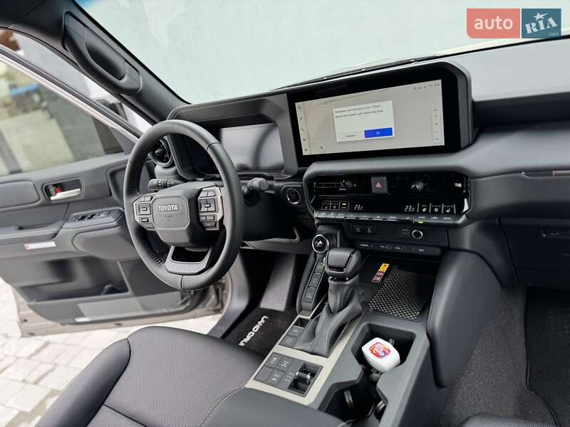 Внедорожник / Кроссовер Toyota Land Cruiser Prado 2024 в Львове