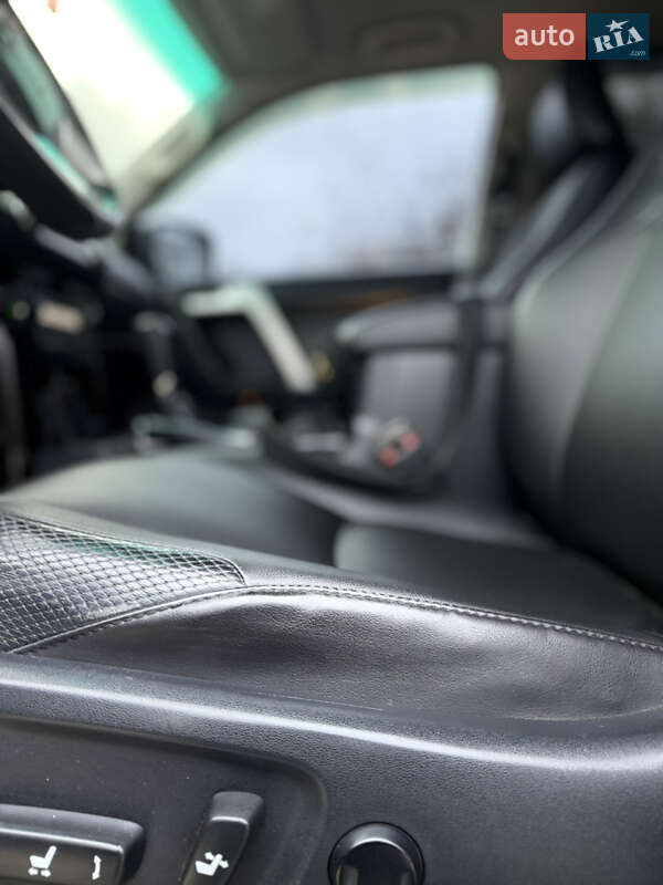 Внедорожник / Кроссовер Toyota Land Cruiser Prado 2010 в Днепре фото 20 Внедорожник / Кроссовер Toyota Land Cruiser Prado 2010 в Днепре