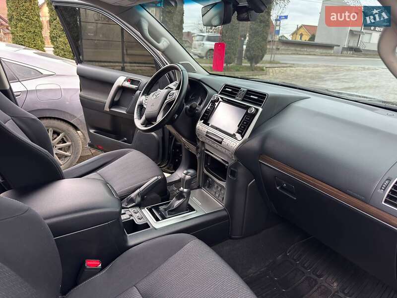 Внедорожник / Кроссовер Toyota Land Cruiser Prado 2019 в Ивано-Франковске фото 20 Внедорожник / Кроссовер Toyota Land Cruiser Prado 2019 в Ивано-Франковске