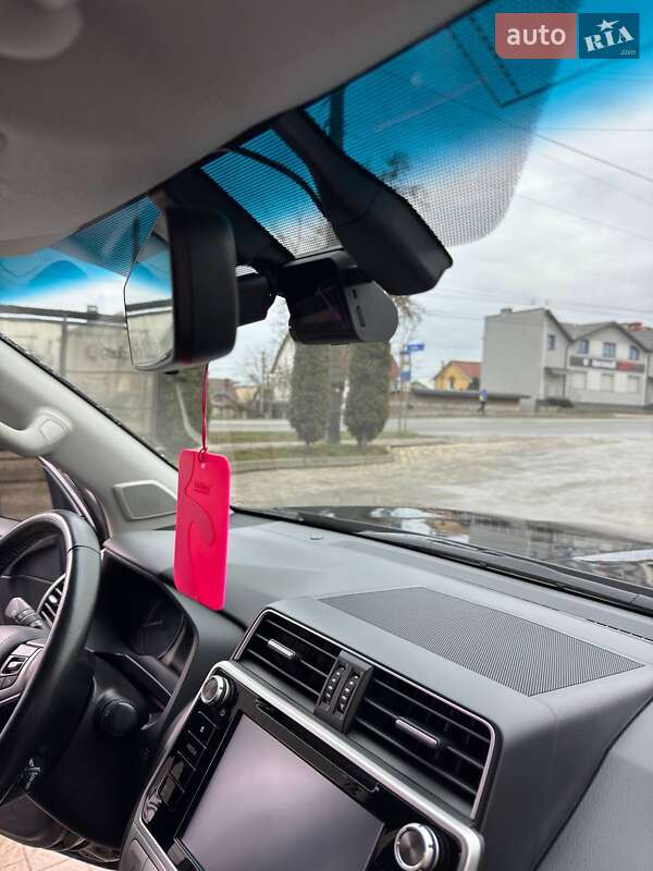 Внедорожник / Кроссовер Toyota Land Cruiser Prado 2019 в Ивано-Франковске фото 23 Внедорожник / Кроссовер Toyota Land Cruiser Prado 2019 в Ивано-Франковске