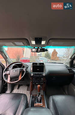 Внедорожник / Кроссовер Toyota Land Cruiser Prado 2010 в Полтаве