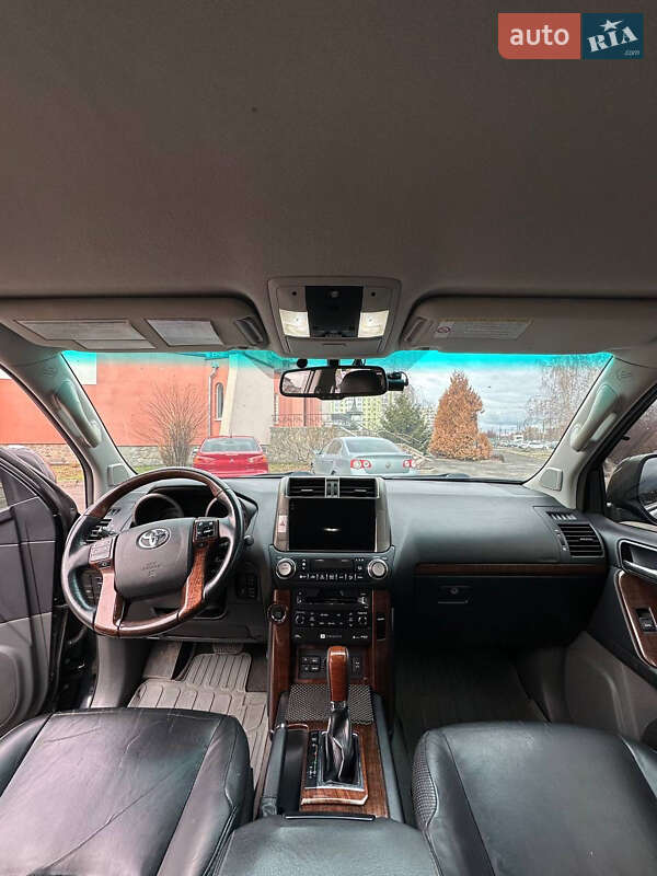 Toyota Land Cruiser Prado 2010 Toyota Land Cruiser Prado 2010