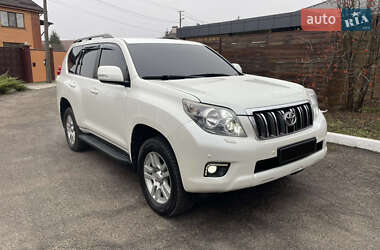 Внедорожник / Кроссовер Toyota Land Cruiser Prado 2010 в Днепре