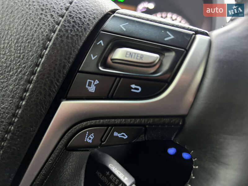 Внедорожник / Кроссовер Toyota Land Cruiser Prado 2020 в Днепре