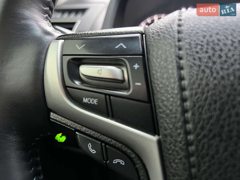 Внедорожник / Кроссовер Toyota Land Cruiser Prado 2020 в Днепре