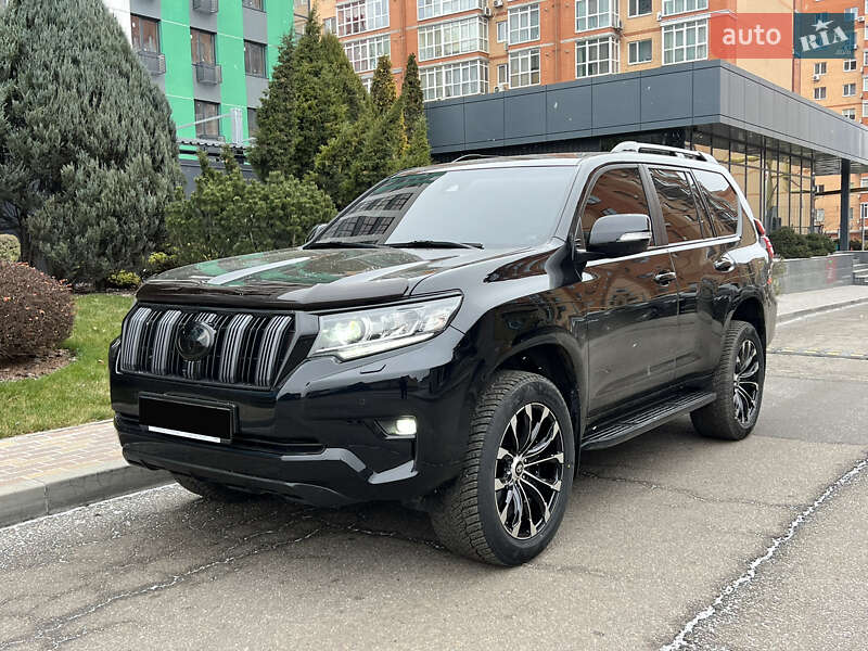 Внедорожник / Кроссовер Toyota Land Cruiser Prado 2020 в Днепре