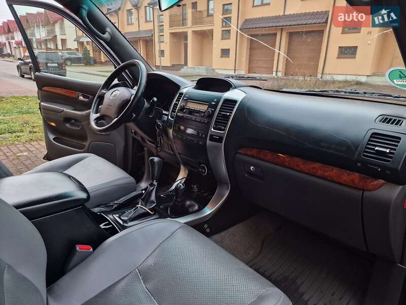 Позашляховик / Кросовер Toyota Land Cruiser Prado 2005 в Стрию