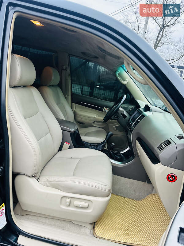 Внедорожник / Кроссовер Toyota Land Cruiser Prado 2006 в Иршаве