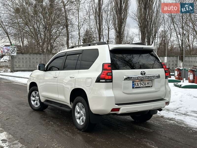 Внедорожник / Кроссовер Toyota Land Cruiser Prado 2019 в Мукачево
