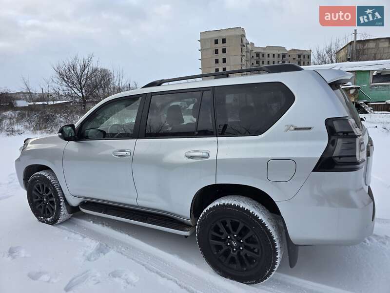 Позашляховик / Кросовер Toyota Land Cruiser Prado 2022 в Кропивницькому фото 9 Позашляховик / Кросовер Toyota Land Cruiser Prado 2022 в Кропивницькому