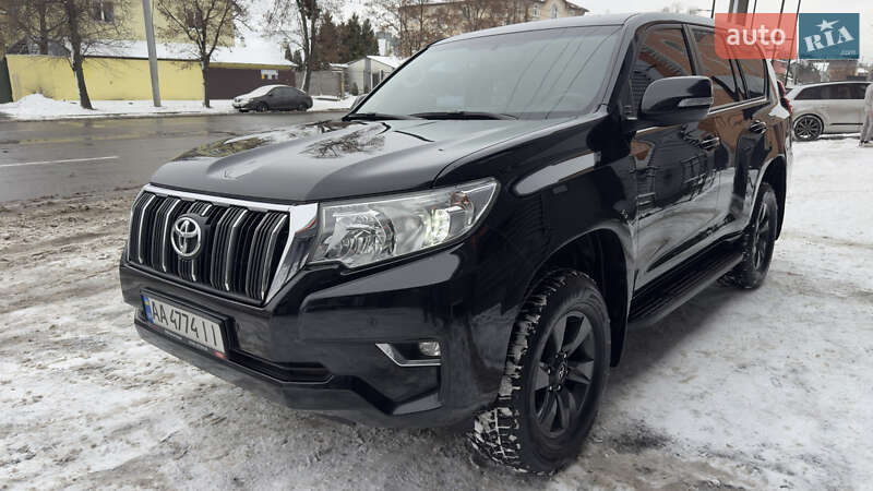 Внедорожник / Кроссовер Toyota Land Cruiser Prado 2018 в Киеве