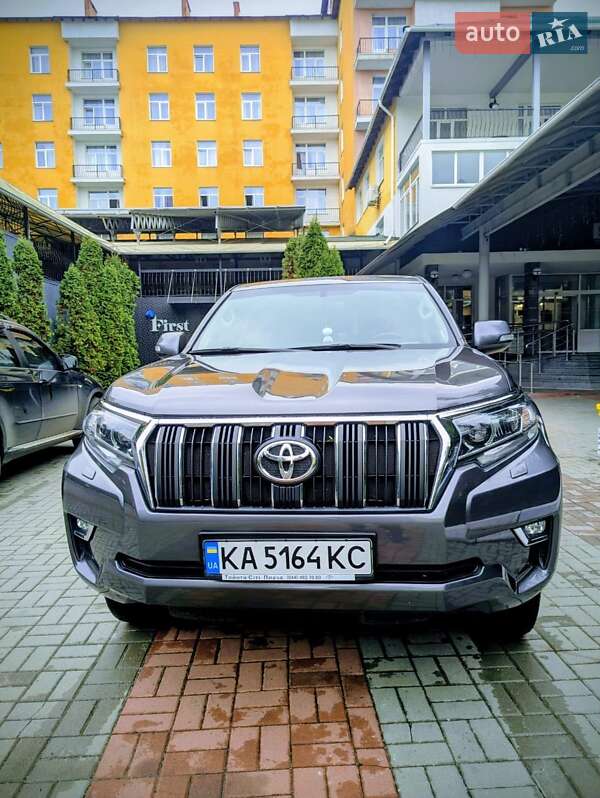 Внедорожник / Кроссовер Toyota Land Cruiser Prado 2020 в Киеве