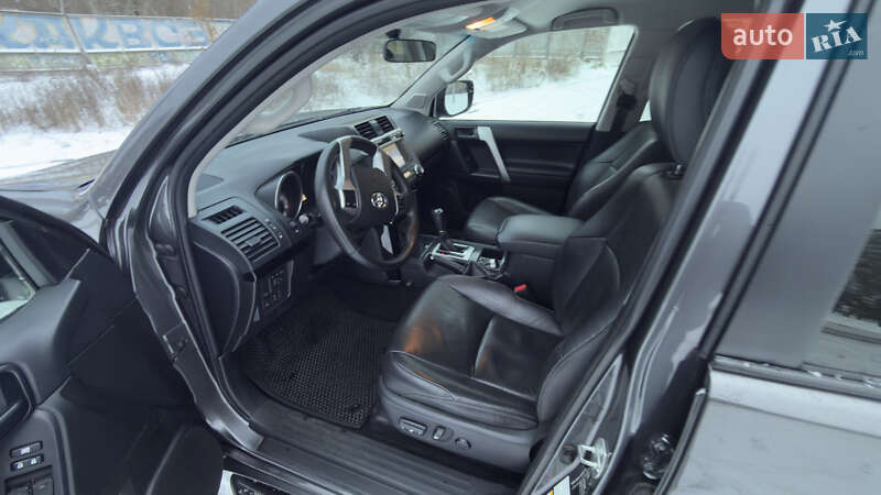 Внедорожник / Кроссовер Toyota Land Cruiser Prado 2015 в Киеве