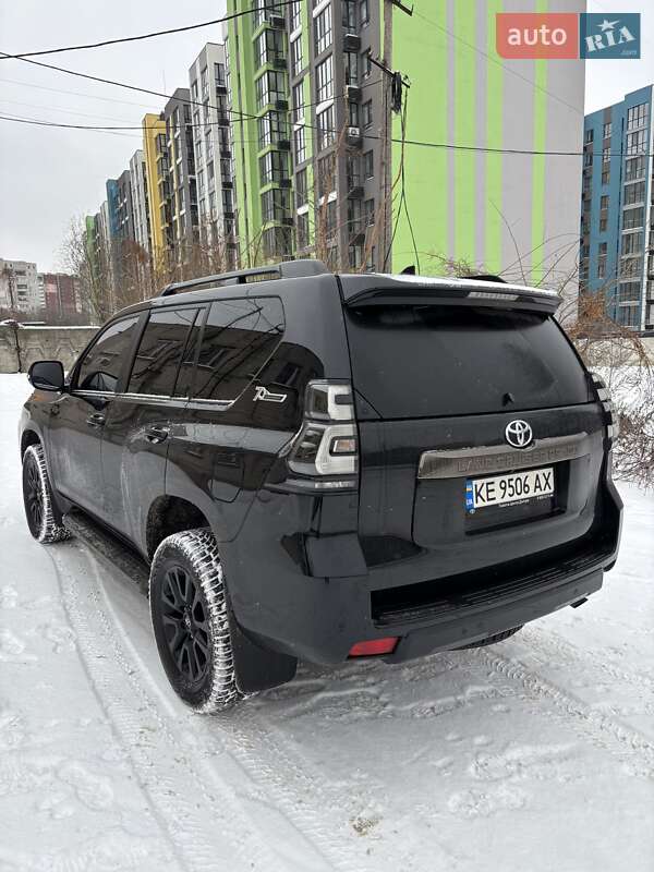 Внедорожник / Кроссовер Toyota Land Cruiser Prado 2022 в Днепре