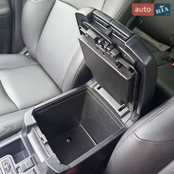 Позашляховик / Кросовер Toyota Land Cruiser Prado 2018 в Києві