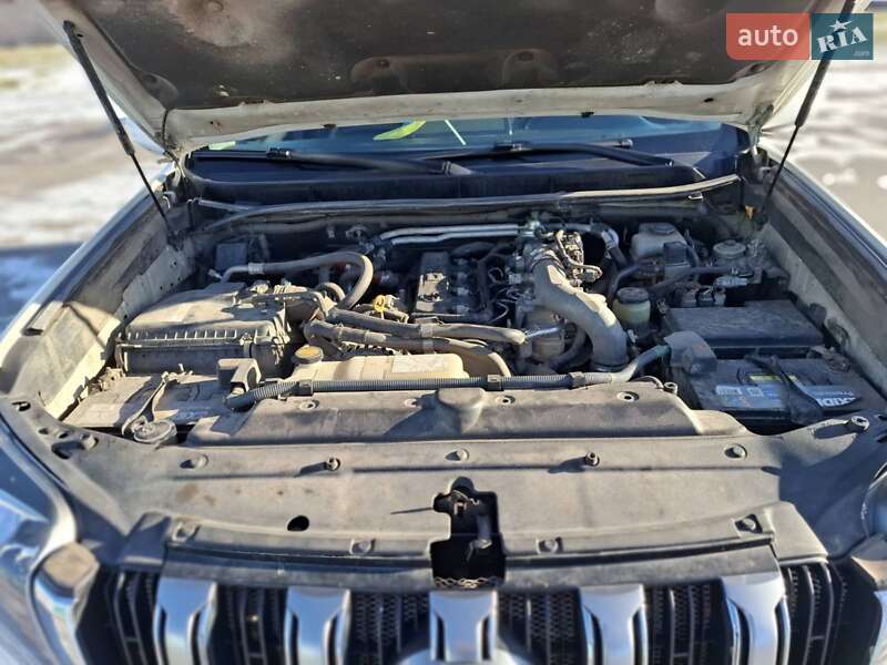 Внедорожник / Кроссовер Toyota Land Cruiser Prado 2013 в Тульчине
