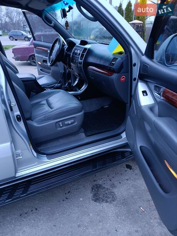 Внедорожник / Кроссовер Toyota Land Cruiser Prado 2005 в Шполе