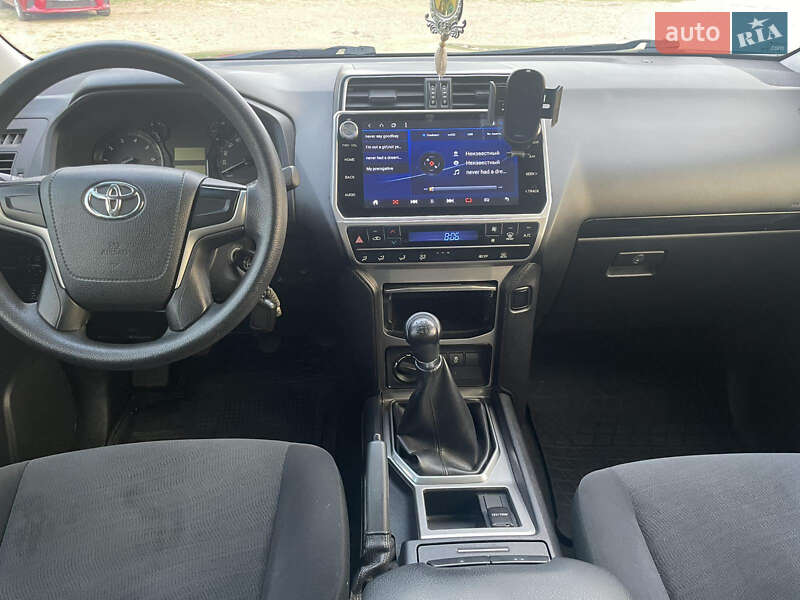 Позашляховик / Кросовер Toyota Land Cruiser Prado 2019 в Івано-Франківську