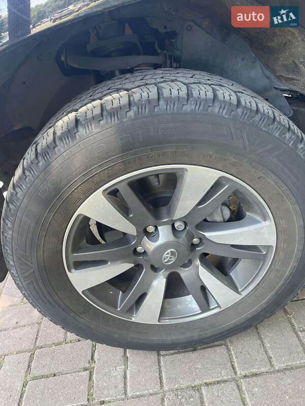 Позашляховик / Кросовер Toyota Land Cruiser Prado 2019 в Івано-Франківську