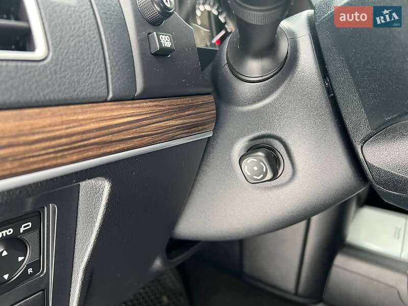 Внедорожник / Кроссовер Toyota Land Cruiser Prado 2019 в Тернополе