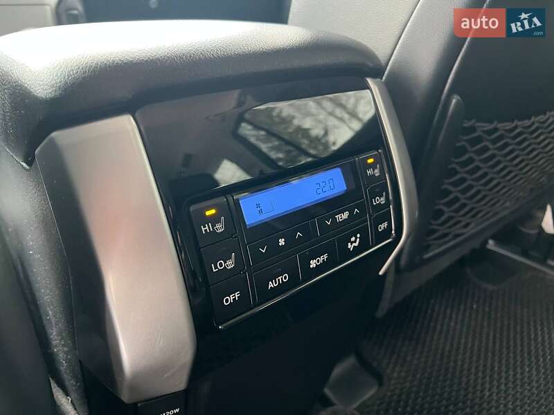 Внедорожник / Кроссовер Toyota Land Cruiser Prado 2019 в Тернополе