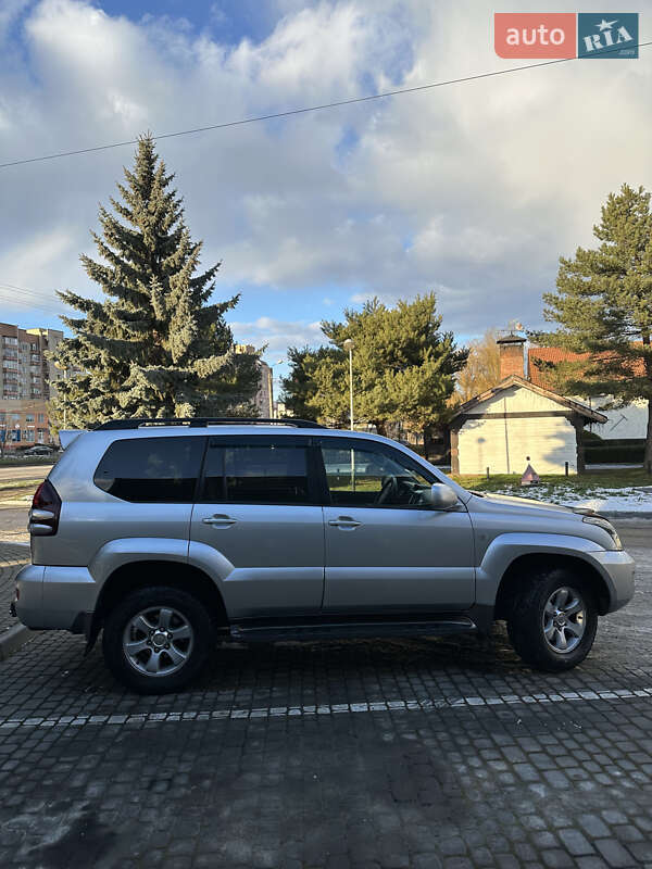 Позашляховик / Кросовер Toyota Land Cruiser Prado 2008 в Івано-Франківську