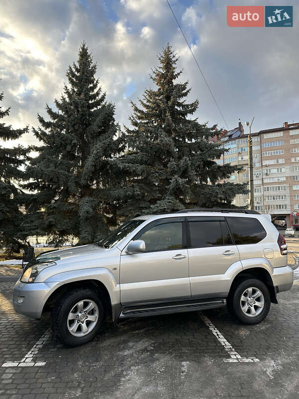 Позашляховик / Кросовер Toyota Land Cruiser Prado 2008 в Івано-Франківську