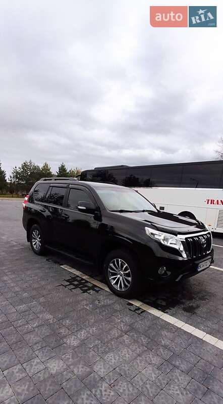 Toyota Land Cruiser Prado 2017