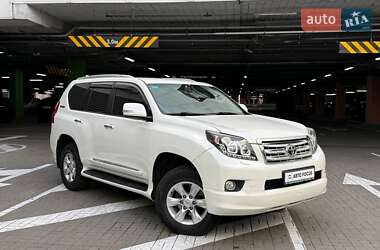 Внедорожник / Кроссовер Toyota Land Cruiser Prado 2012 в Киеве