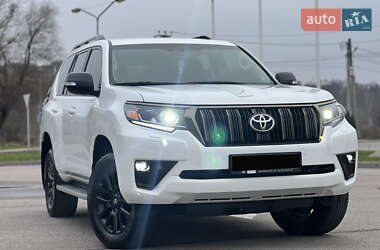 Внедорожник / Кроссовер Toyota Land Cruiser Prado 2021 в Киеве