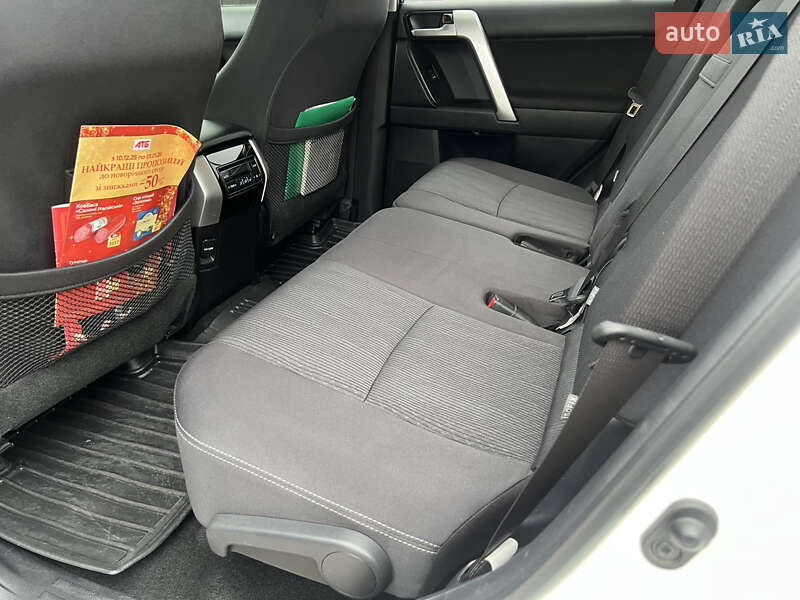 Внедорожник / Кроссовер Toyota Land Cruiser Prado 2021 в Киеве