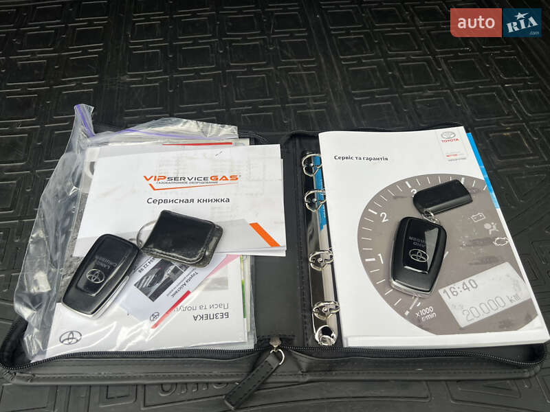 Внедорожник / Кроссовер Toyota Land Cruiser Prado 2021 в Киеве