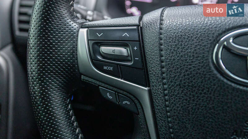 Внедорожник / Кроссовер Toyota Land Cruiser Prado 2019 в Днепре