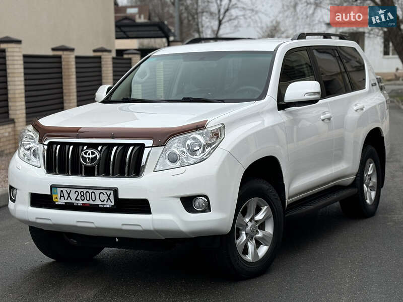 Toyota Land Cruiser Prado 2012