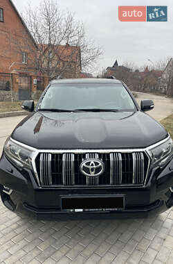 Позашляховик / Кросовер Toyota Land Cruiser Prado 2020 в Южноукраїнську