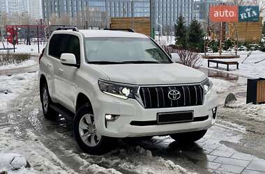 Позашляховик / Кросовер Toyota Land Cruiser Prado 2019 в Києві