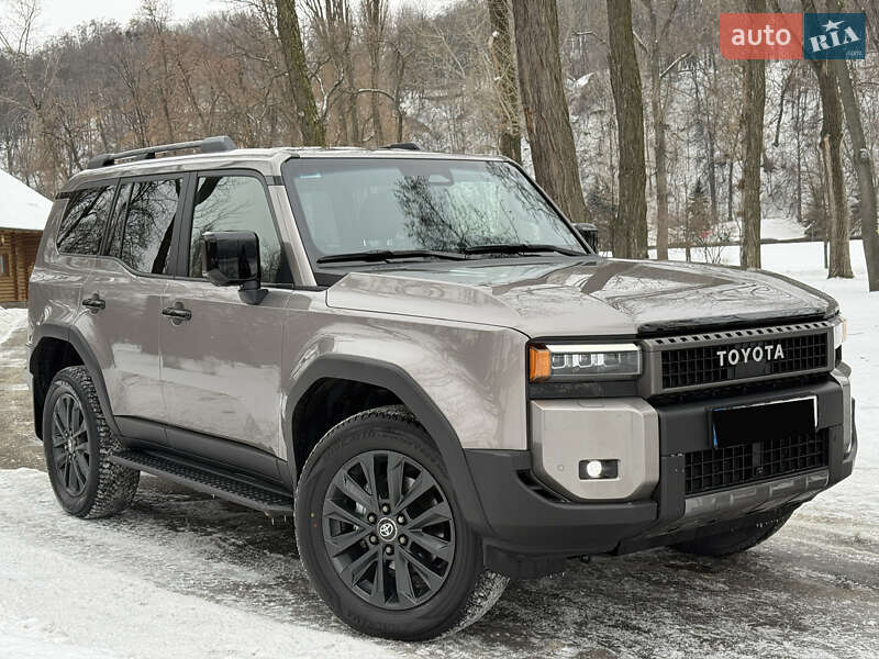 Toyota Land Cruiser Prado 2025