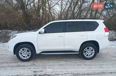 Внедорожник / Кроссовер Toyota Land Cruiser Prado 2010 в Полтаве