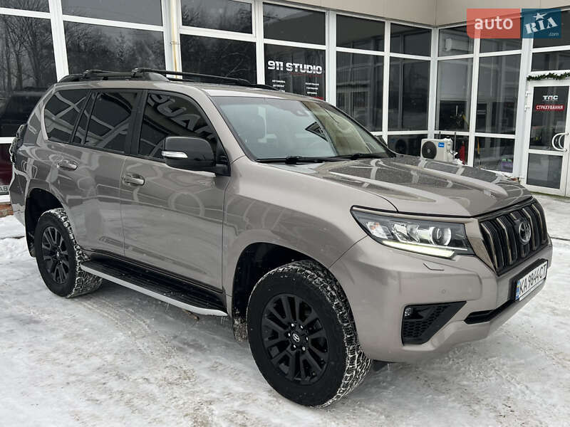 Toyota Land Cruiser Prado 2021