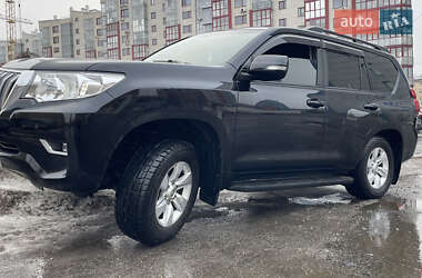 Внедорожник / Кроссовер Toyota Land Cruiser Prado 2018 в Полтаве