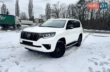 Позашляховик / Кросовер Toyota Land Cruiser Prado 2022 в Києві
