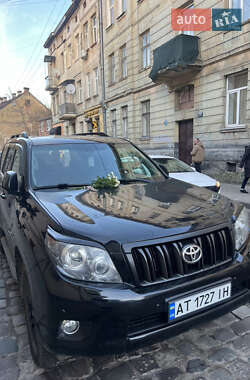 Позашляховик / Кросовер Toyota Land Cruiser Prado 2010 в Львові
