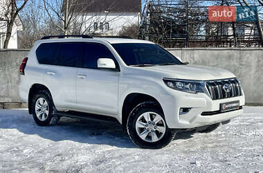 Внедорожник / Кроссовер Toyota Land Cruiser Prado 2019 в Киеве