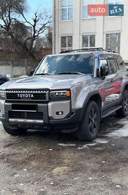 Внедорожник / Кроссовер Toyota Land Cruiser Prado 2024 в Киеве