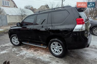 Внедорожник / Кроссовер Toyota Land Cruiser Prado 2010 в Харькове
