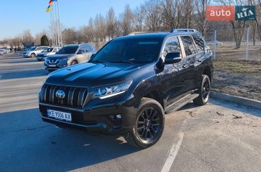 Позашляховик / Кросовер Toyota Land Cruiser Prado 2022 в Дніпрі