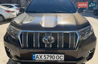 Позашляховик / Кросовер Toyota Land Cruiser Prado 2019 в Харкові