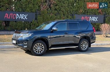 Внедорожник / Кроссовер Toyota Land Cruiser Prado 2019 в Киеве