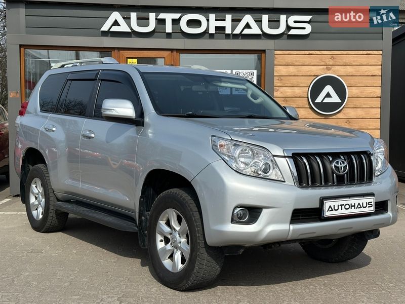 Toyota Land Cruiser Prado 2013